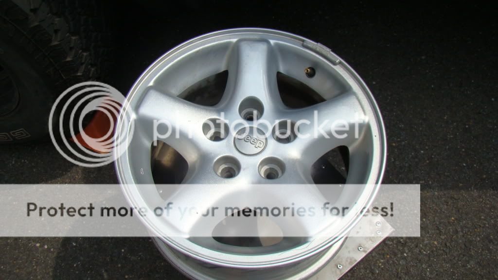 [Image: DSC02464.jpg]