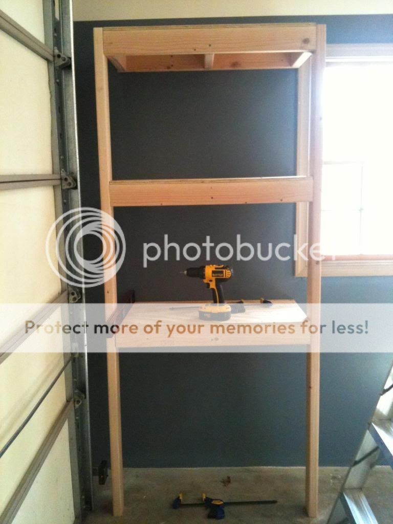 [Image: GarageShelf8_zpsa56b8bb7.jpg]