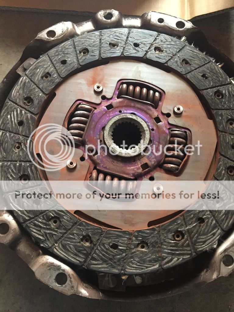 [Image: Old%20Clutch_zpsh5ueey0p.jpg]