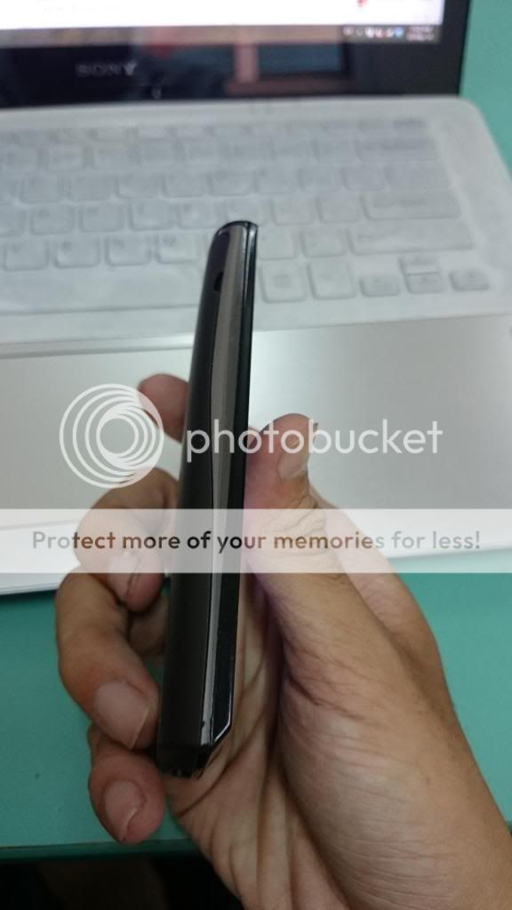 Cần bán Sony X10 đen - 2