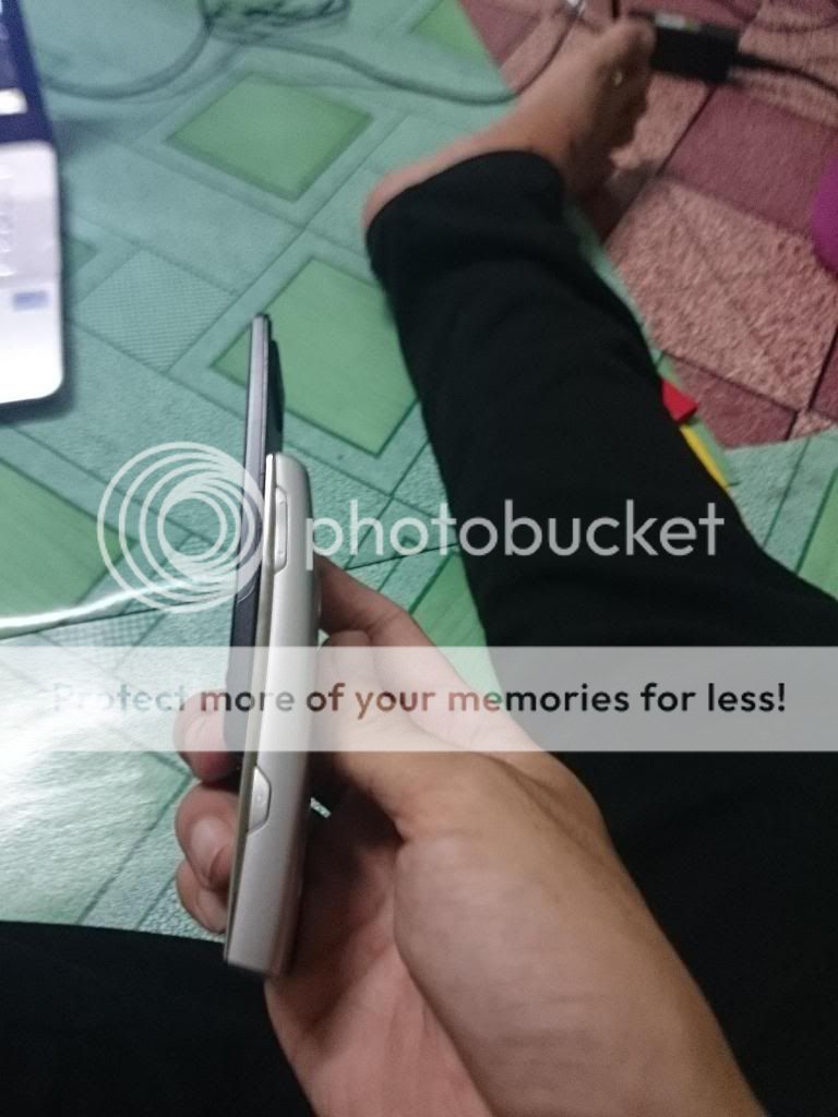 CẦN BÁN ĐT SONY Ericsson J20i Hazel