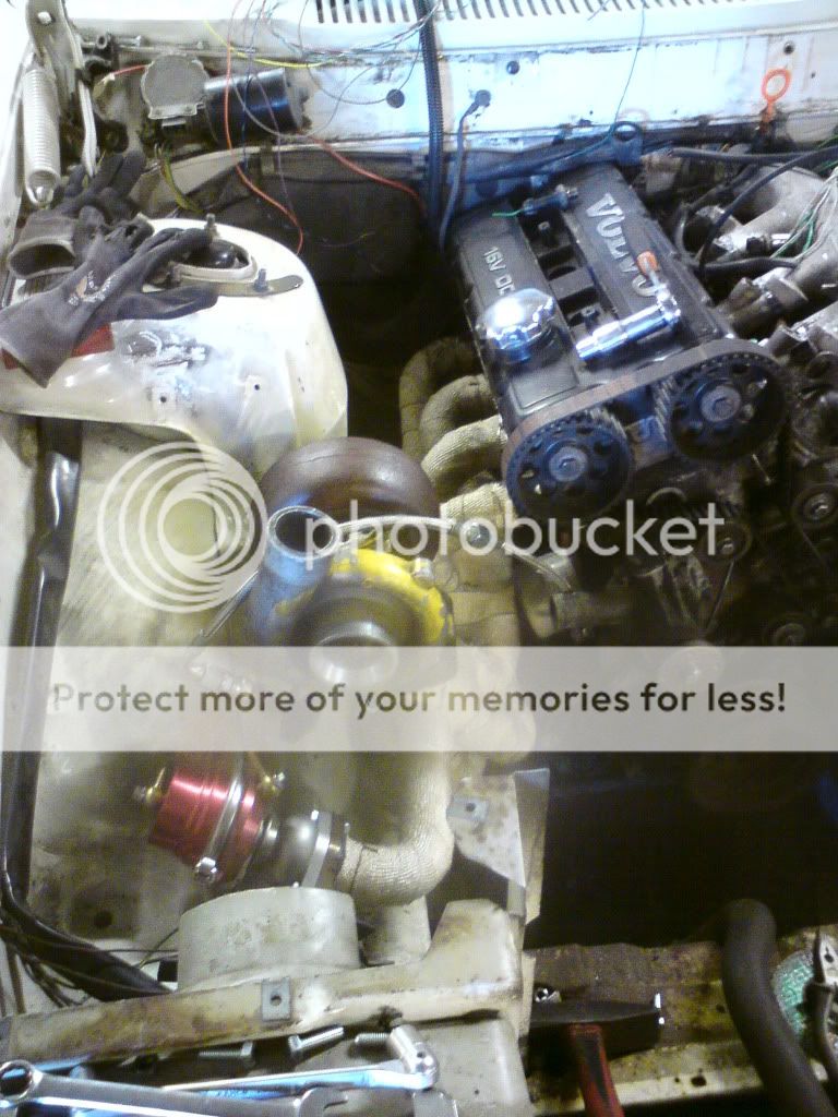 http://i883.photobucket.com/albums/ac34/wiikstromm/volvo%20turbo/DSC01964.jpg