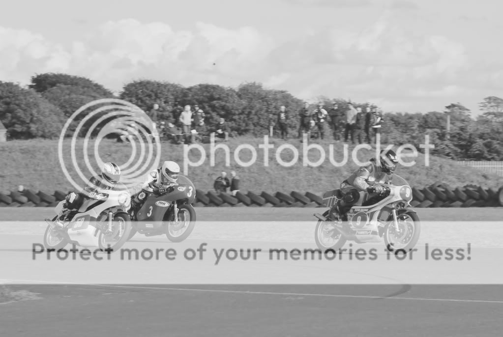 IMAGE: http://i883.photobucket.com/albums/ac37/gee_407/BishopsCourt%20Bike%20meet/IMG_1484.jpg