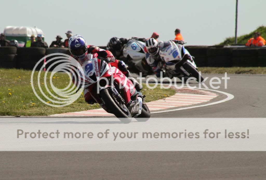 IMAGE: http://i883.photobucket.com/albums/ac37/gee_407/Mixed%20Motorsport/IMG_9080_cr_zpsdd21f4ae.jpg