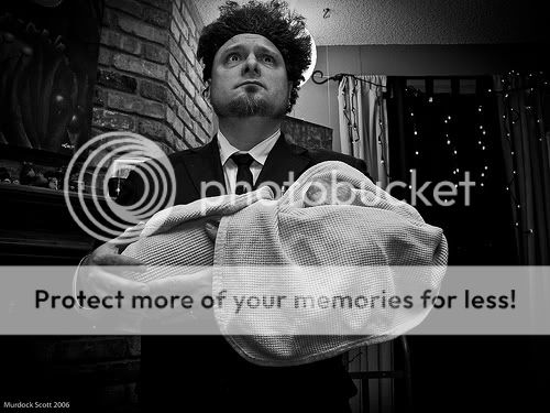 http://i883.photobucket.com/albums/ac39/AudreyHorne83/Randommage/ersrhd1.jpg